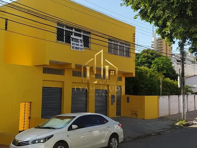 Casa com 475m² 9 quartos e 6 banheiros, à venda, no bairro Centro-Sul em Cuiabá