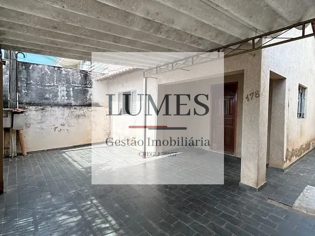 Casa com 130m² 2 quartos e 2 banheiros, à venda, no bairro Cechino em Americana