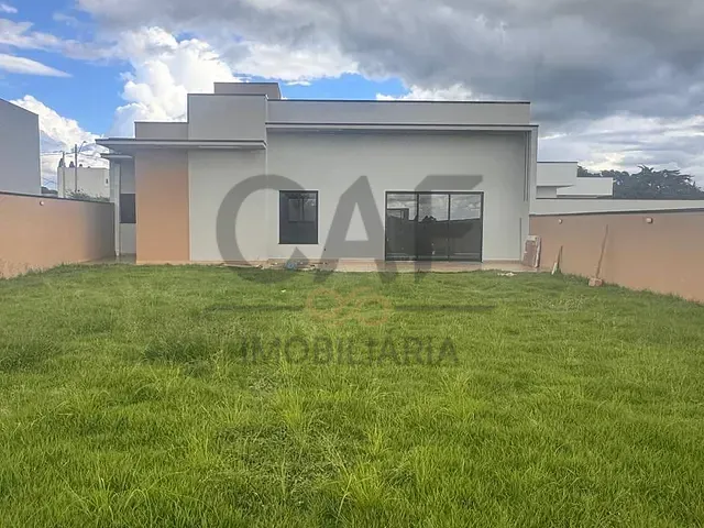 Casa com 364m² 2 quartos e 1 banheiro, à venda, no bairro Florabella 1 em Holambra