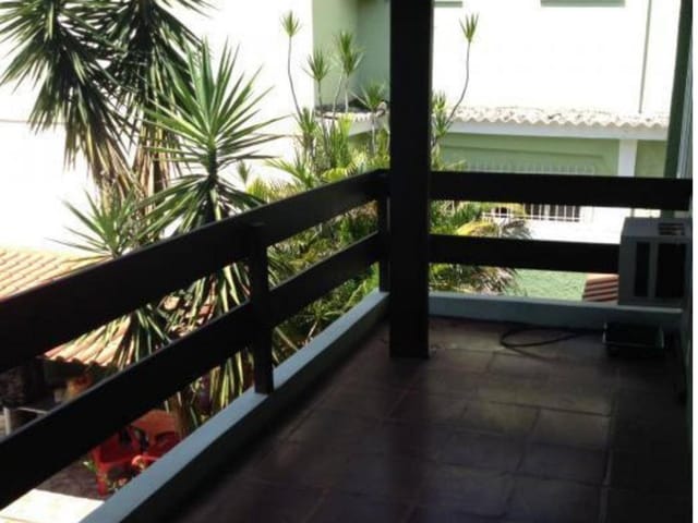 Casa com 150m² 3 quartos e 2 banheiros, à venda, no bairro Vila Valqueire em Rio de Janeiro
