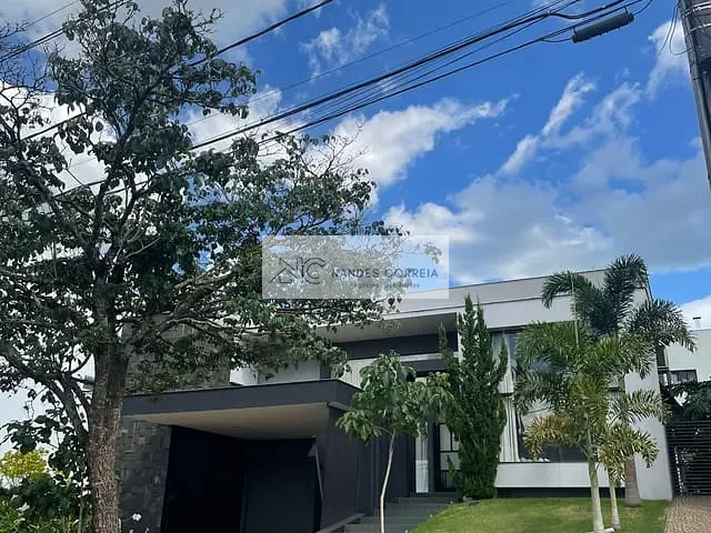 Casa com 500m² 3 quartos e 3 banheiros, à venda, no bairro Recanto do Salto em Londrina
