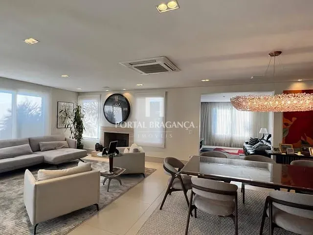 Casa com 682m² 3 quartos e 6 banheiros, à venda, no bairro Condomínio Residencial Fazenda Santa Helena em Bragança Paulista