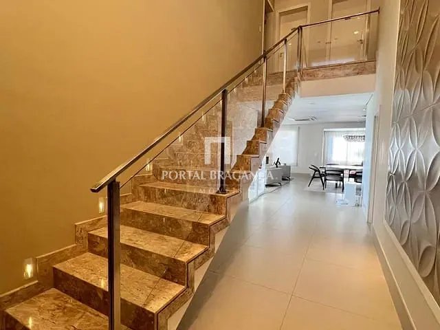 Casa com 682m² 3 quartos e 6 banheiros, à venda, no bairro Condomínio Residencial Fazenda Santa Helena em Bragança Paulista