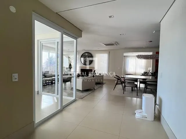 Casa com 682m² 3 quartos e 6 banheiros, à venda, no bairro Condomínio Residencial Fazenda Santa Helena em Bragança Paulista