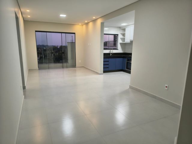 Casa com 456m² 3 quartos e 3 banheiros, à venda, no bairro Picollo Villaggio em Louveira