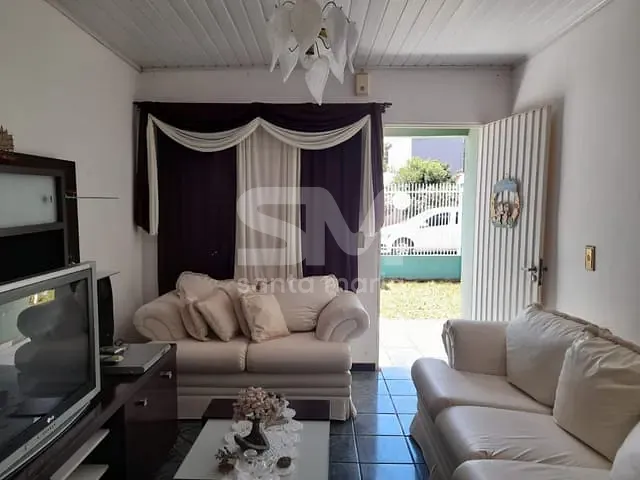 Casa com 450m² 4 quartos e 2 banheiros, à venda, no bairro Esplanada em Chapecó
