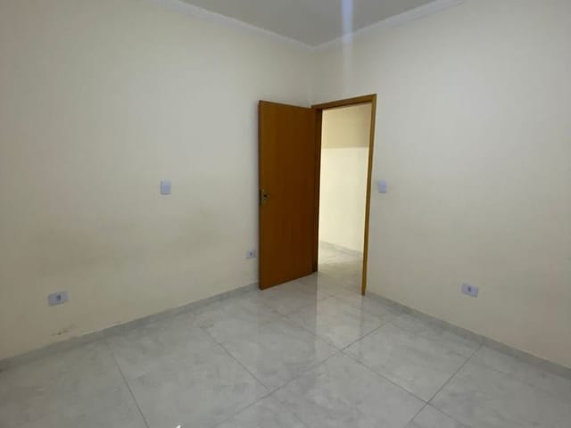 Casa 2 quartos e 1 banheiro, para alugar, no bairro Cachoeira em Extrema