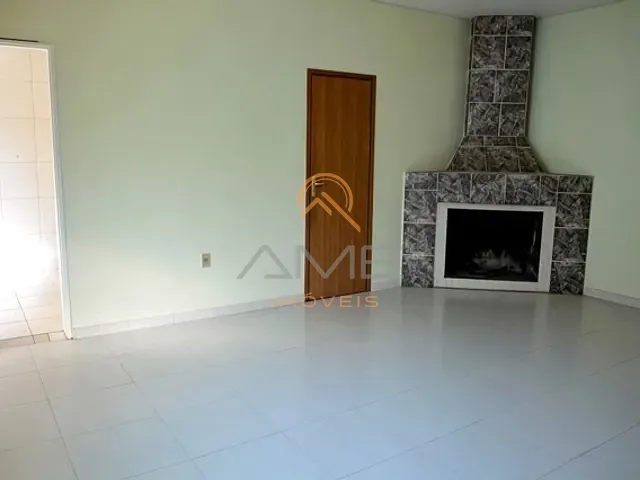 Casa 4 quartos e 3 banheiros, à venda, no bairro Fragata em Pelotas