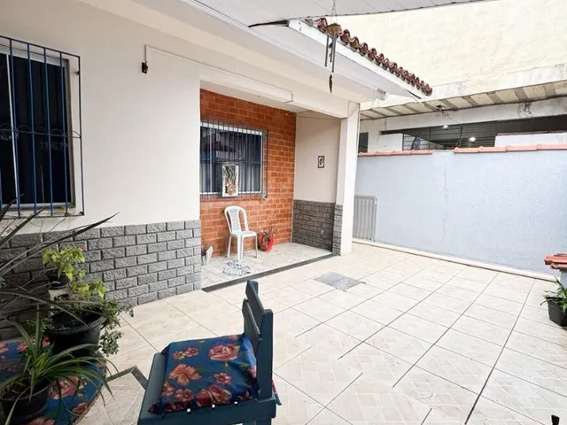 Casa com 89m² 2 quartos e 2 banheiros, à venda, no bairro Parque Aeroporto em Macaé