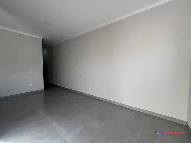 Casa com 156m² 1 quarto e 1 banheiro, à venda, no bairro Ipê em Três Lagoas