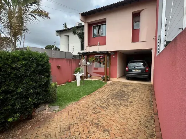 Casa com 151m² 3 quartos e 2 banheiros, à venda, no bairro Jardim Tapajós em Rolândia