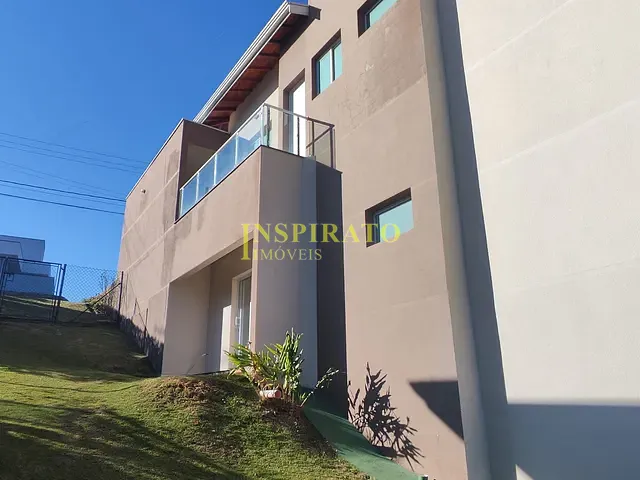 Casa com 1133m² 3 quartos e 2 banheiros, à venda ou para alugar, no bairro Medeiros em Jundiaí