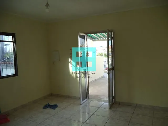 Casa 2 quartos e 1 banheiro, para alugar, no bairro Jardim Maria Helena em Barueri