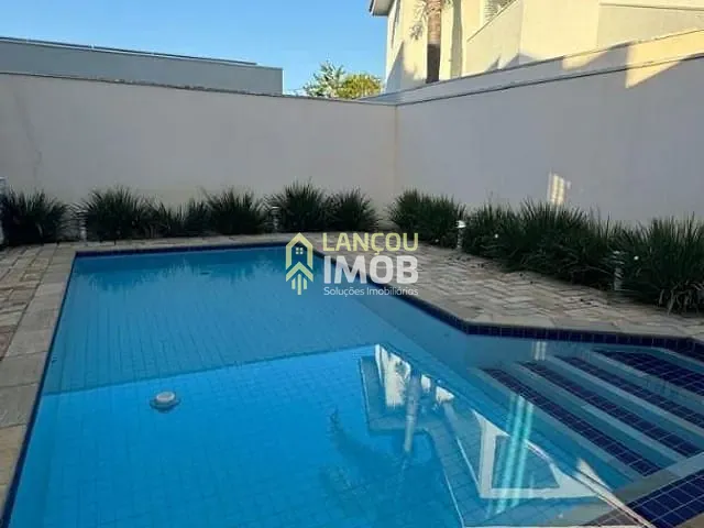 Casa com 410m² 4 quartos e 7 banheiros, à venda, no bairro Portal do Paraíso II em Jundiaí