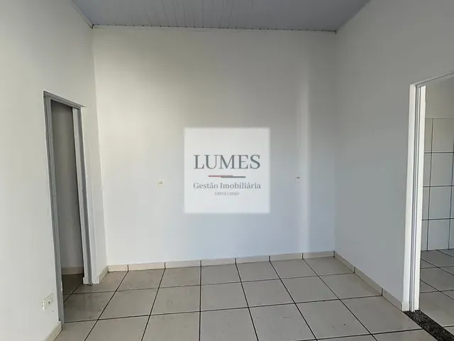 Casa 1 quarto e 2 banheiros, à venda ou para alugar, no bairro Cariobinha em Americana