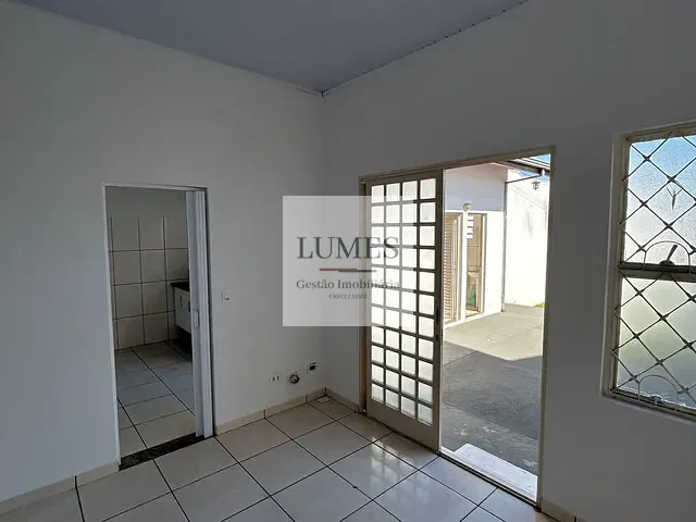 Casa 1 quarto e 2 banheiros, à venda ou para alugar, no bairro Cariobinha em Americana