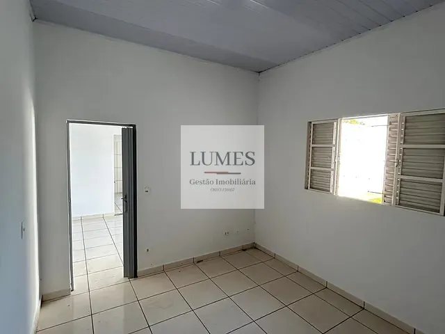 Casa 1 quarto e 2 banheiros, à venda ou para alugar, no bairro Cariobinha em Americana