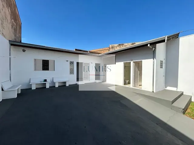 Casa 1 quarto e 2 banheiros, à venda ou para alugar, no bairro Cariobinha em Americana