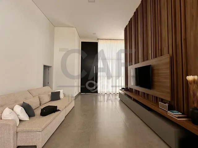 Casa com 684m² 4 quartos e 5 banheiros, à venda, no bairro Tambore em Jaguariúna