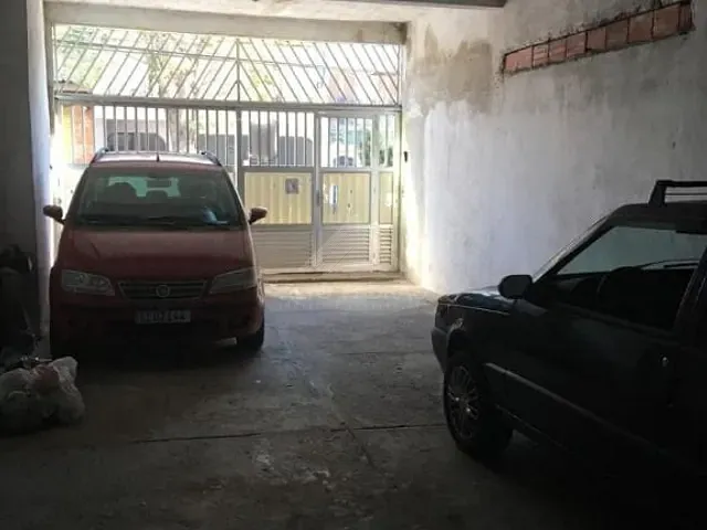 Casa com 400m² 2 quartos e 1 banheiro, à venda, no bairro Vila Bocaina em Mauá