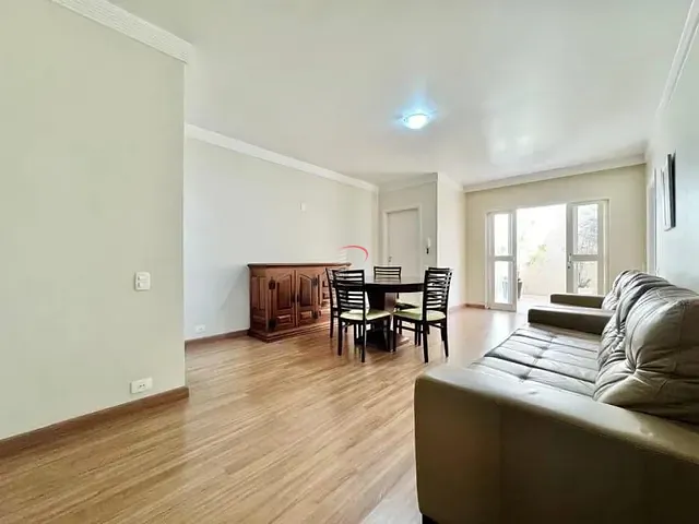 Casa 4 quartos e 6 banheiros, à venda, no bairro Andrade em Londrina