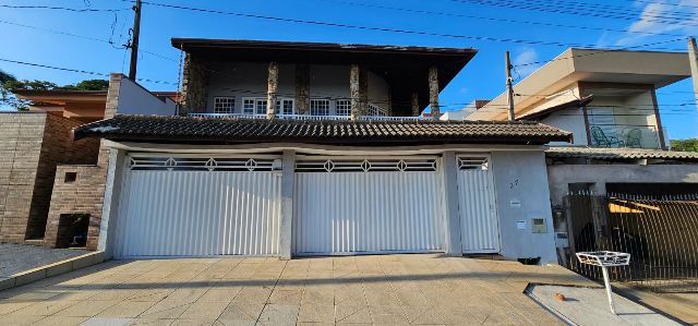 Casa com 250m² 3 quartos e 3 banheiros, à venda, no bairro Bosque em Vinhedo