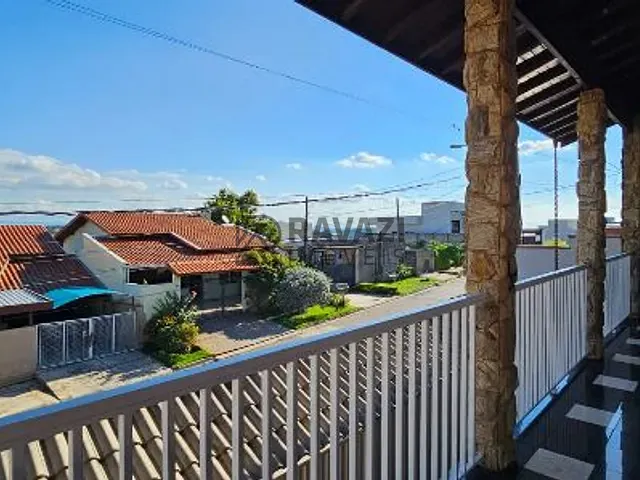 Casa com 250m² 3 quartos e 3 banheiros, à venda, no bairro Bosque em Vinhedo