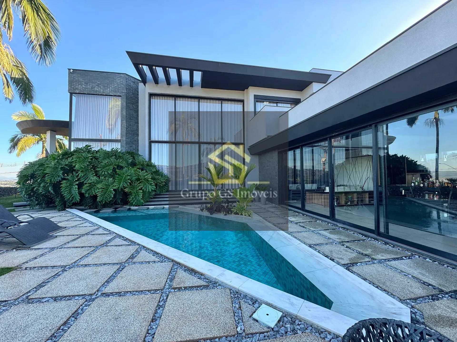 Casa, 4 quartos, 430 m² - Foto 1
