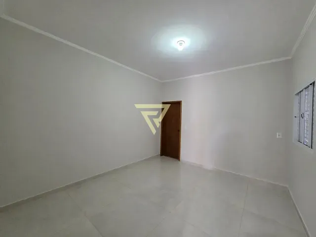 Casa com 300m² 2 quartos e 2 banheiros, à venda, no bairro Parque dos Flamboyans em Ribeirão Preto