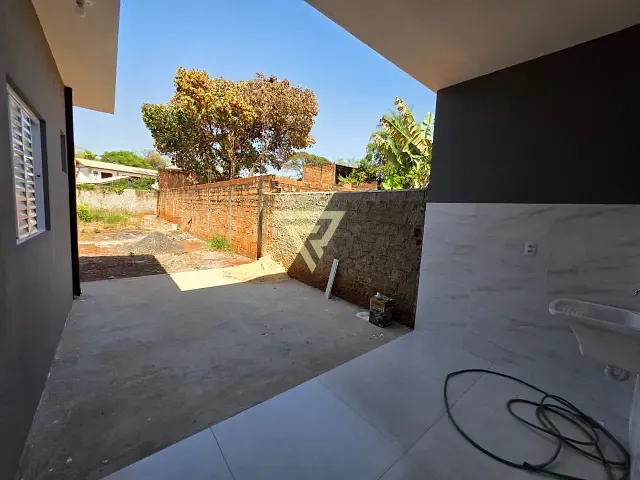 Casa com 300m² 2 quartos e 2 banheiros, à venda, no bairro Parque dos Flamboyans em Ribeirão Preto