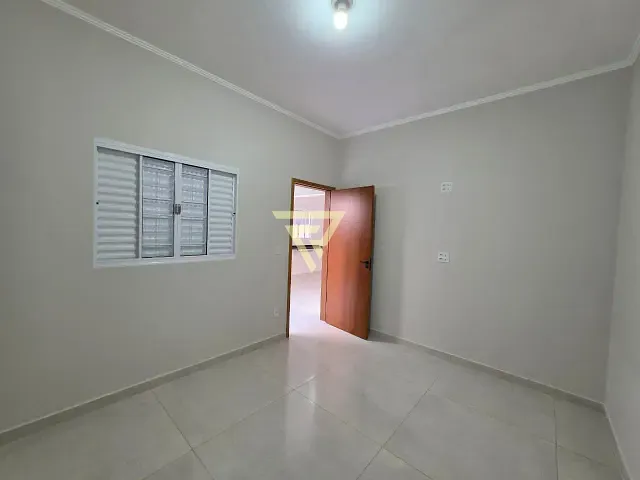 Casa com 300m² 2 quartos e 2 banheiros, à venda, no bairro Parque dos Flamboyans em Ribeirão Preto