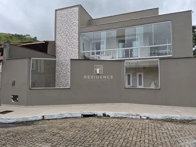 Casa com 585m² 6 quartos e 6 banheiros, à venda, no bairro Morada da Colonia I em Barra Mansa