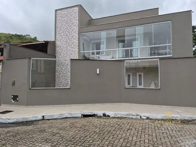Casa com 585m² 6 quartos e 6 banheiros, à venda, no bairro Morada da Colonia I em Barra Mansa