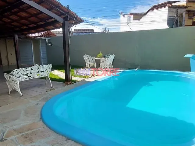 Casa 3 quartos e 4 banheiros, à venda, no bairro Pontal em Ilhéus