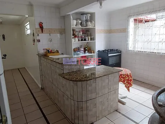Casa 3 quartos e 4 banheiros, à venda, no bairro Pontal em Ilhéus