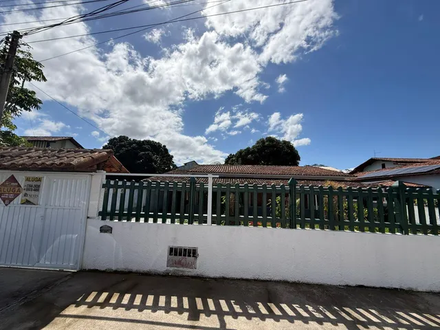 Casa com 600m² 2 quartos e 2 banheiros, para alugar, no bairro Extensão do Bosque em Rio das Ostras