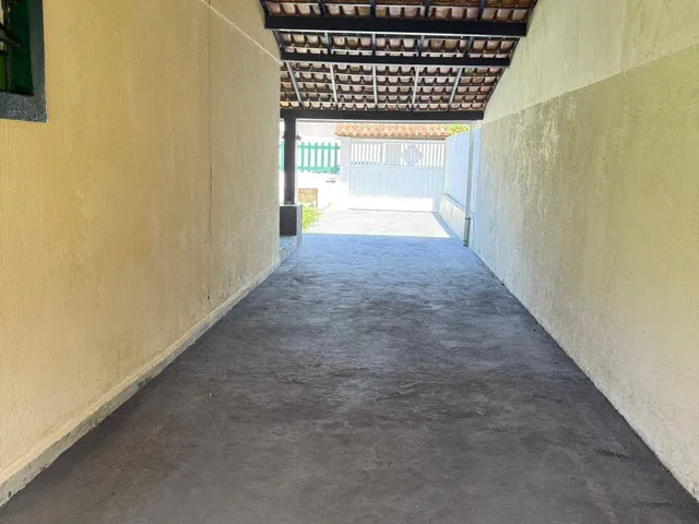 Casa com 600m² 2 quartos e 2 banheiros, para alugar, no bairro Extensão do Bosque em Rio das Ostras