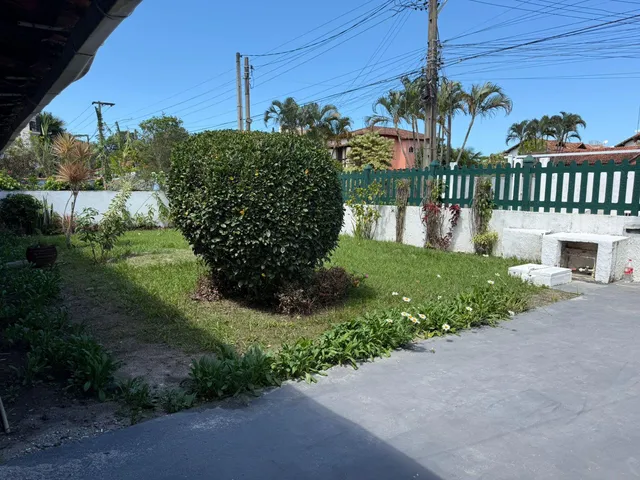 Casa com 600m² 2 quartos e 2 banheiros, para alugar, no bairro Extensão do Bosque em Rio das Ostras