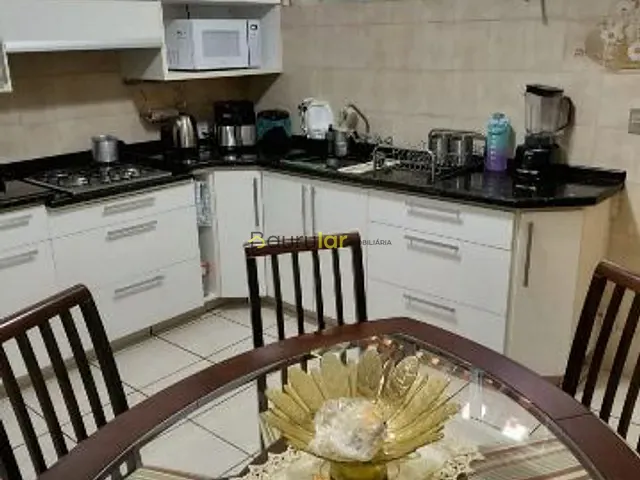 Casa com 390000m² 4 quartos e 7 banheiros, à venda, no bairro Jardim Vânia Maria em Bauru
