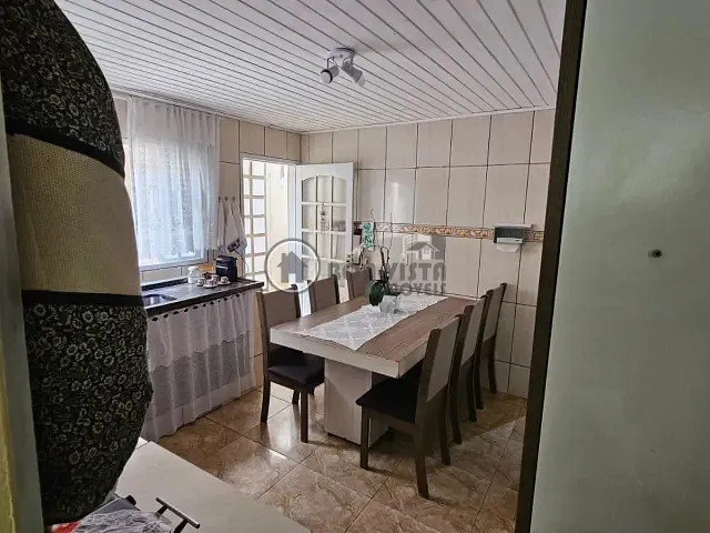 Casa 2 quartos e 2 banheiros, à venda, no bairro Jardim Suzanópolis em Suzano