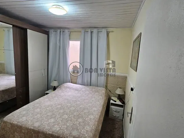 Casa 2 quartos e 2 banheiros, à venda, no bairro Jardim Suzanópolis em Suzano