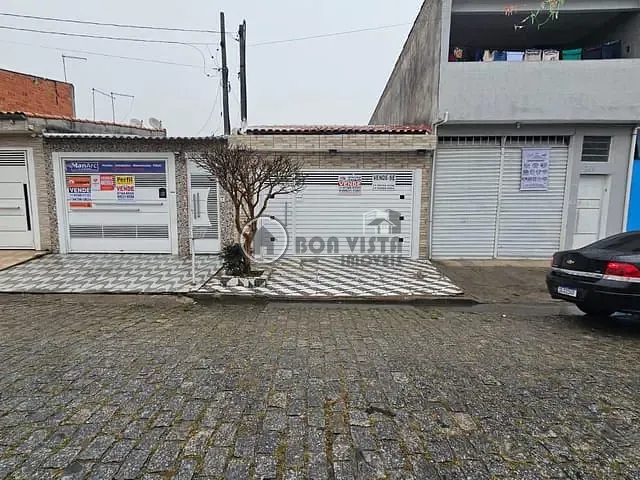 Casa 2 quartos e 2 banheiros, à venda, no bairro Jardim Suzanópolis em Suzano