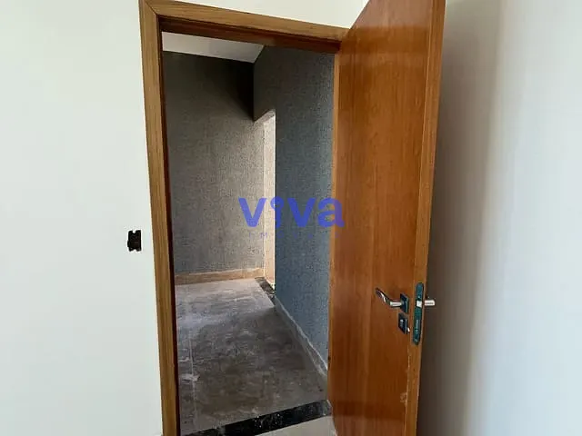 Casa com 180m² 3 quartos e 2 banheiros, à venda, no bairro Jardim Tropical em Aparecida de Goiânia