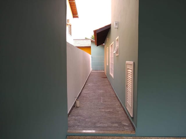 Casa com 360m² 3 quartos e 4 banheiros, à venda, no bairro IPS em Campos dos Goytacazes
