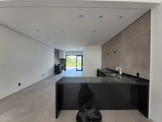 Casa 3 quartos e 3 banheiros, à venda, no bairro Cézar de Souza em Mogi das Cruzes