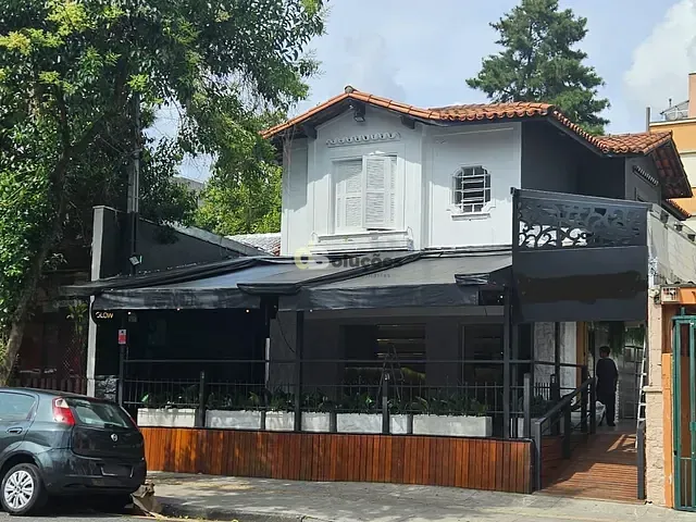Casa 3 quartos e 4 banheiros, à venda, no bairro Pinheiros em São Paulo