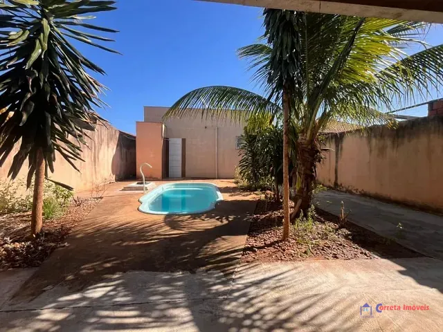Casa com 400m² 2 quartos e 1 banheiro, à venda, no bairro Jardim Moçambique em Três Lagoas