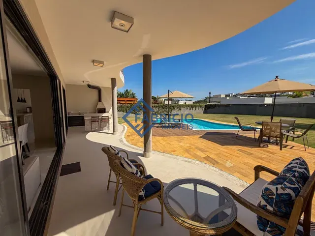 Casa com 800m² 3 quartos e 5 banheiros, à venda, no bairro Monte Alegre em Vinhedo