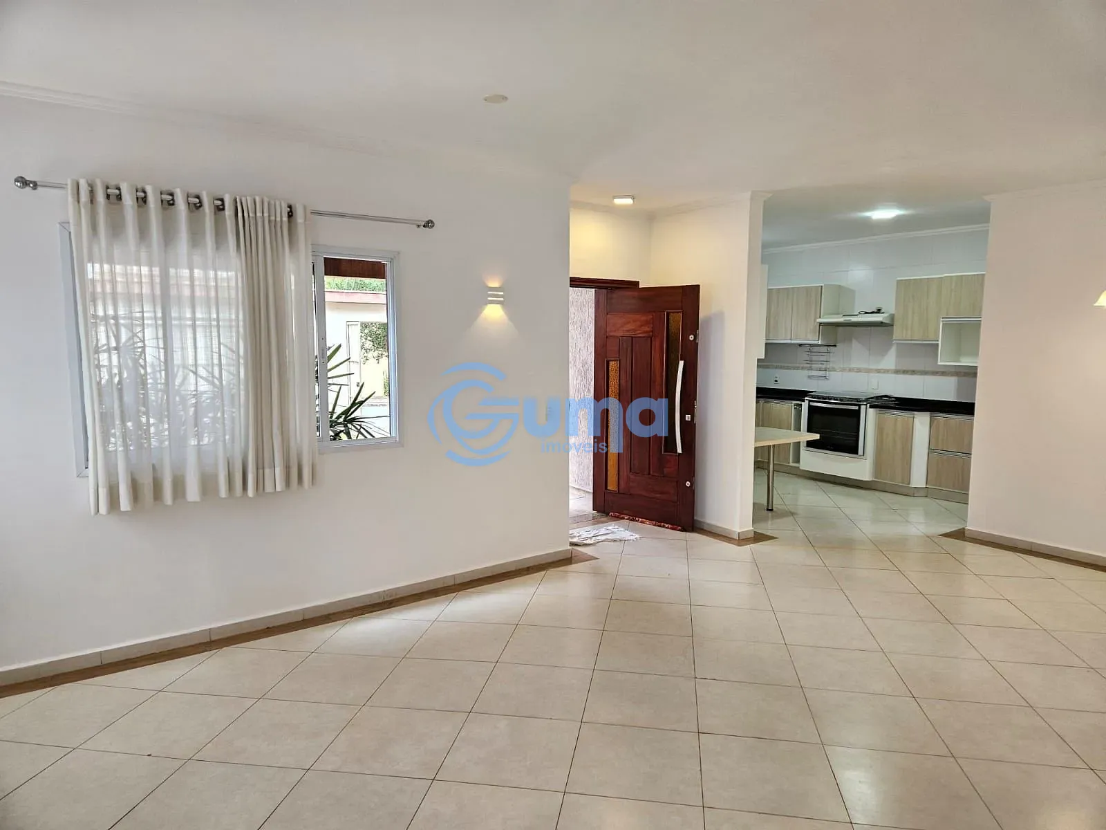 Casa, 3 quartos, 246 m² - Foto 1