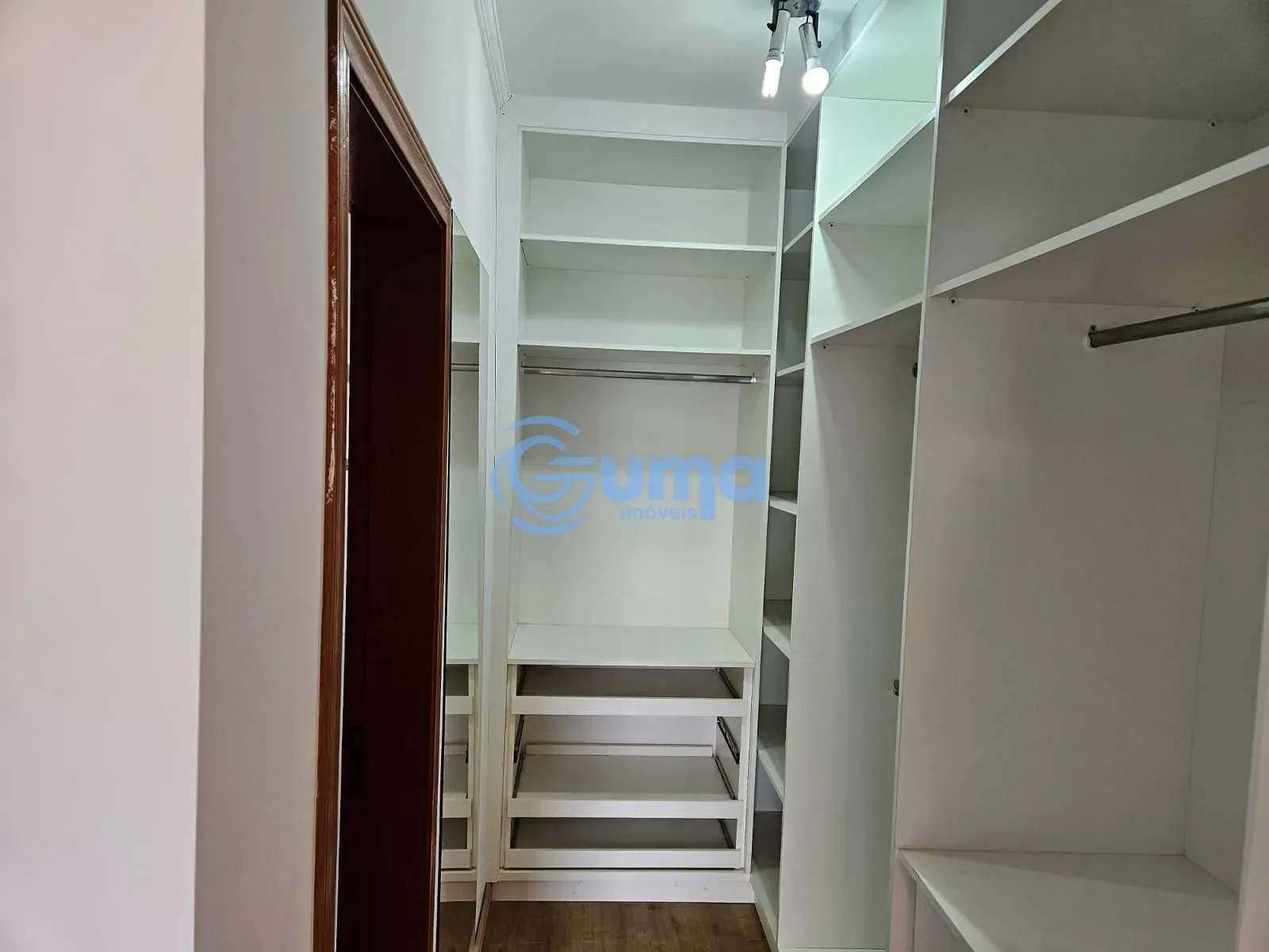 Casa, 3 quartos, 246 m² - Foto 22
